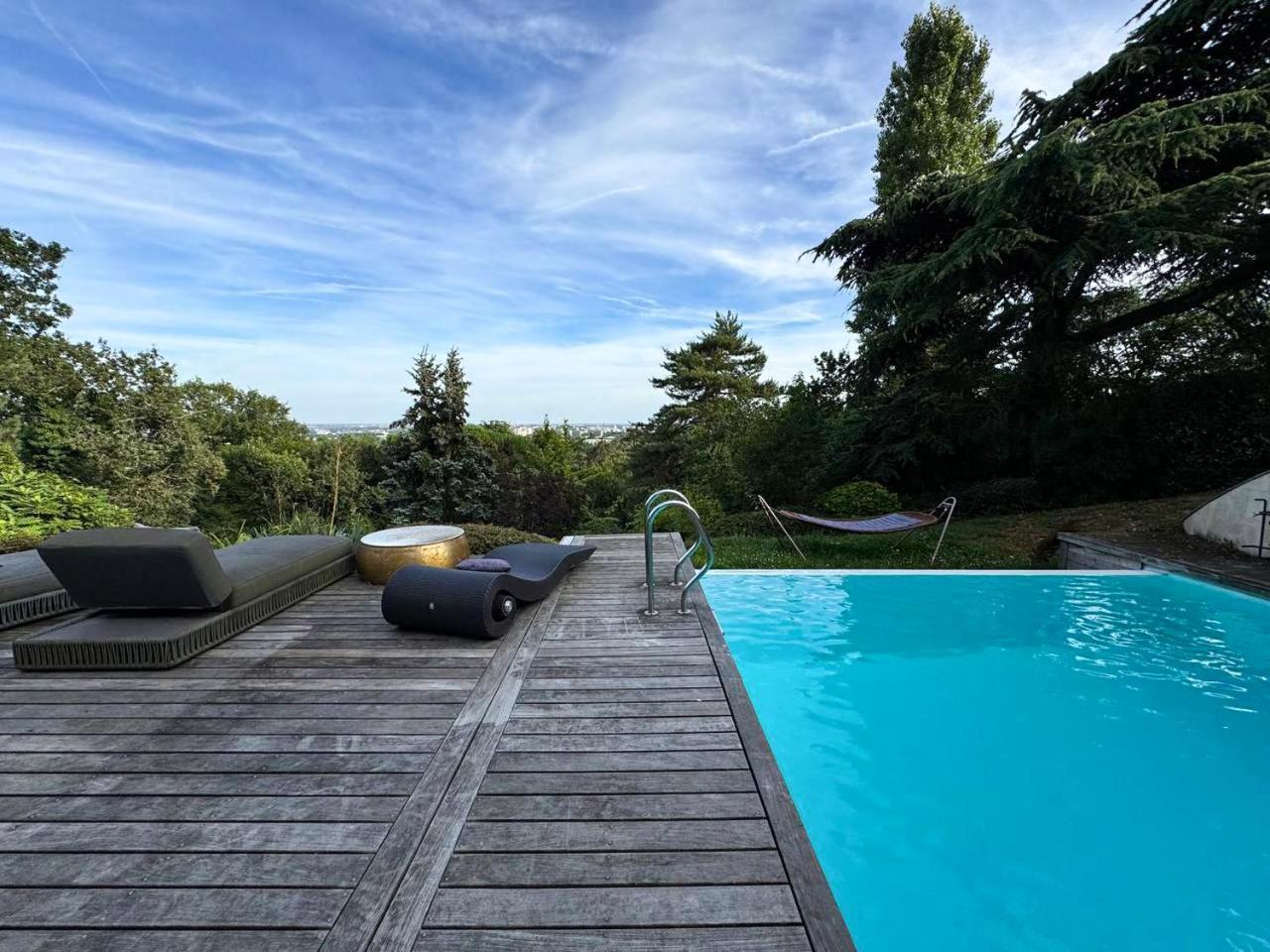 La Maison De Robinson Le Plessis-Robinson Exteriér fotografie
